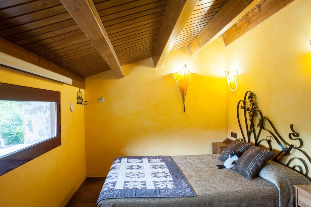 Mas La Riera Guest House Campdevanol Bilik gambar
